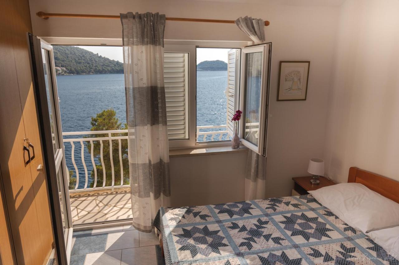 Apartments Lastovo Silic Esterno foto